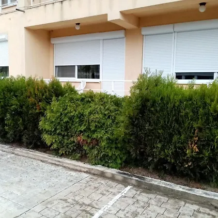 Family Mamaia Nord Apartment