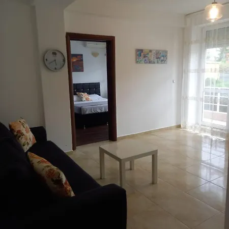 Family Mamaia Nord 公寓