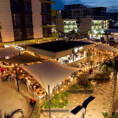 Family Mamaia Nord Apartamento *